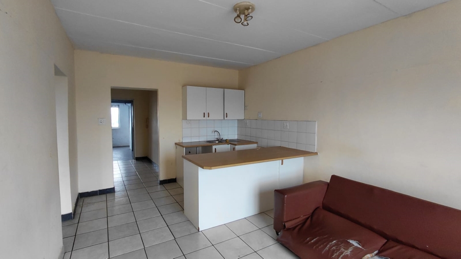 To Let 2 Bedroom Property for Rent in Southernwood Eastern Cape